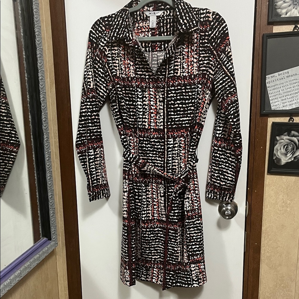 White House Black Market Black and Red Long Sleeve Dress